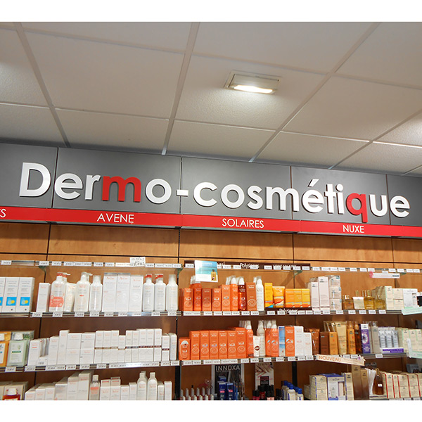 Aménagement intérieur pharmacie à Amiens